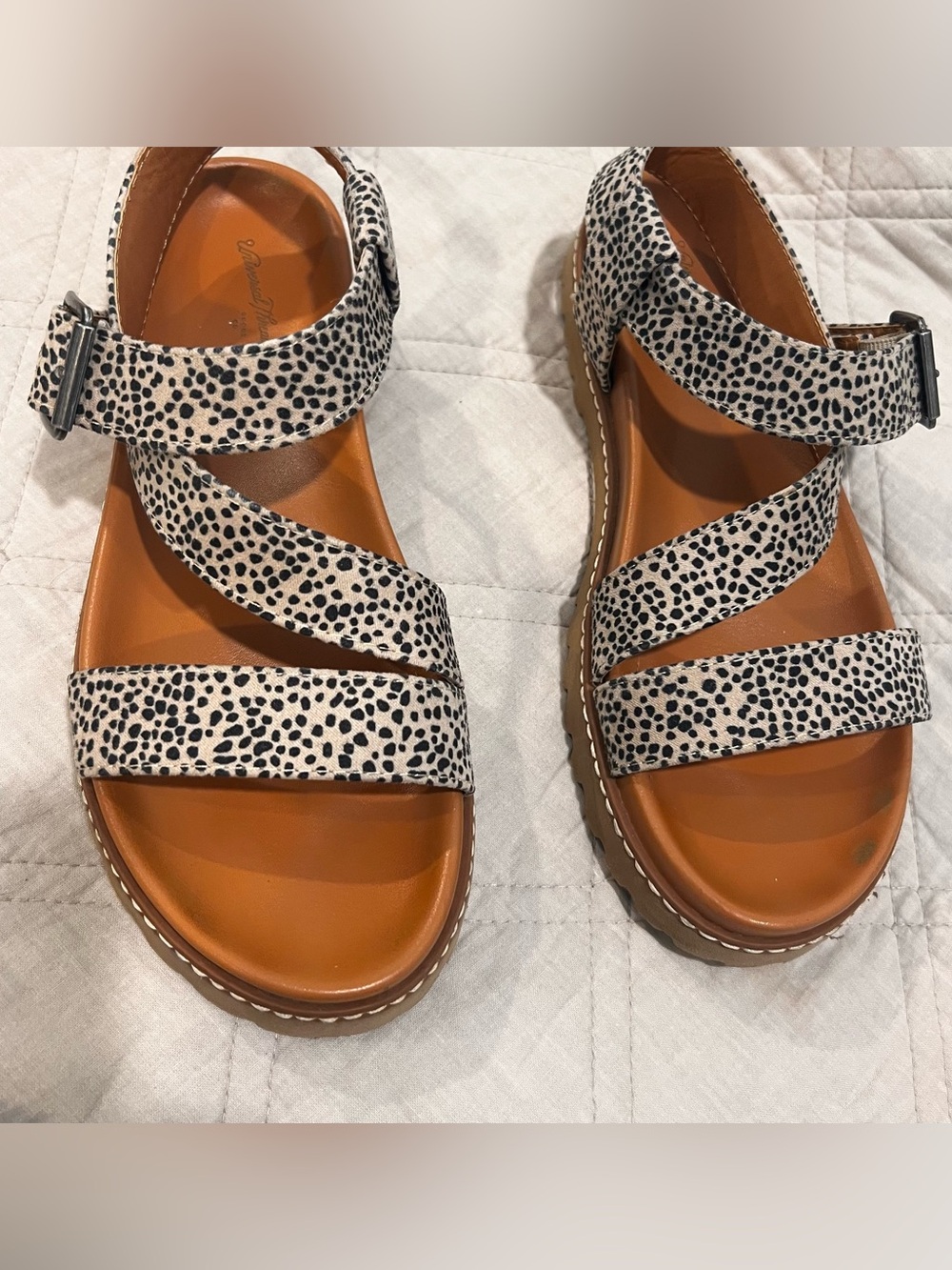 Universal Thread Women's Annika Platform Footbed Sandals l 6.5